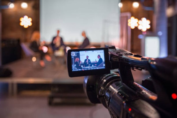 Foto y video para eventos; grabación profesional de un evento corporativo