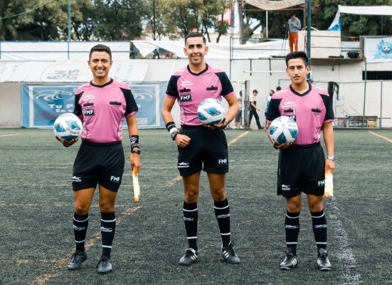 Fotografía deportiva; referies formados