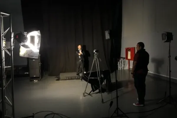 Fotografía durante la Grabación de promocionales por parte de ARLEX productora audiovisual en CDMX